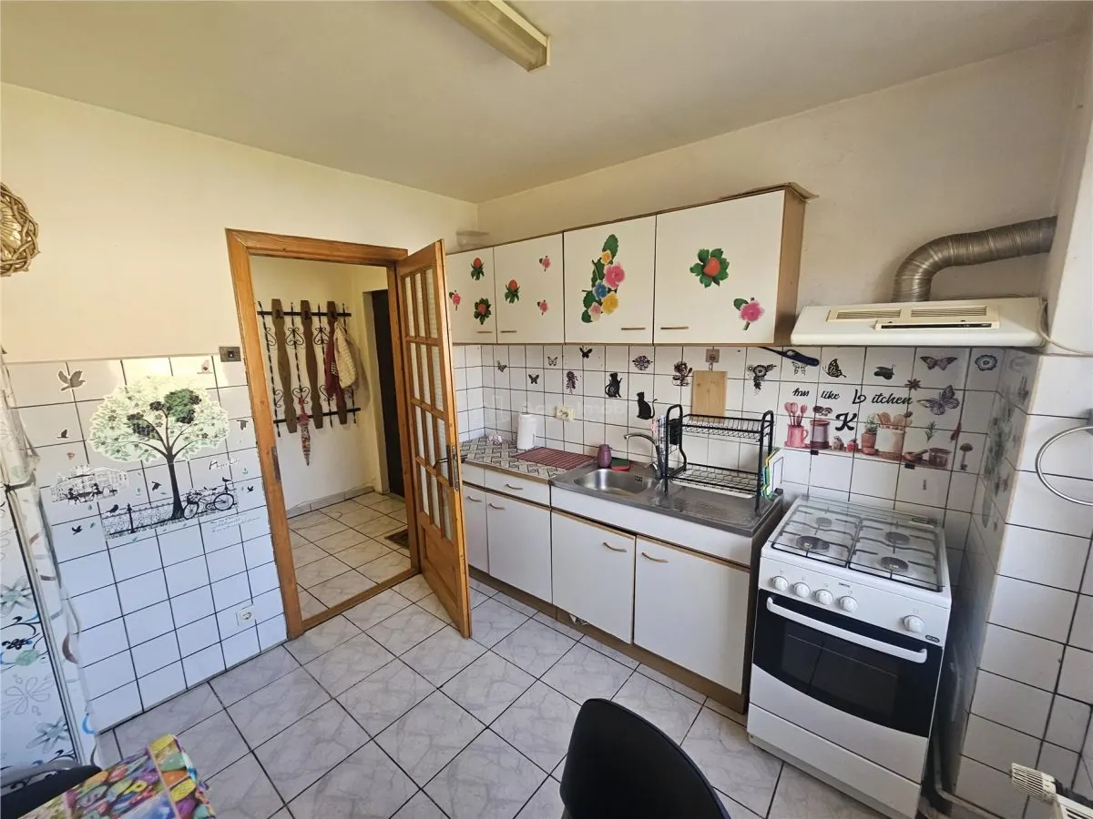 Resita, Appartement 3 Pièces Distributio Dégagée, Meublé et Équipé, Micro 2 - foto 23