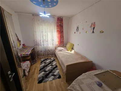Resita, Appartement 3 Pièces Distributio Dégagée, Meublé et Équipé, Micro 2 - foto 7