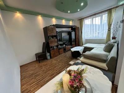 雷西察，2卧室公寓，配车库及储藏室，边缘地带 - foto 2