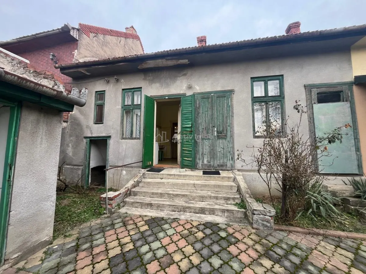 Lugoj, Apartment in House, 3 Bedrooms, 80 sqm, Xenopol - foto 11