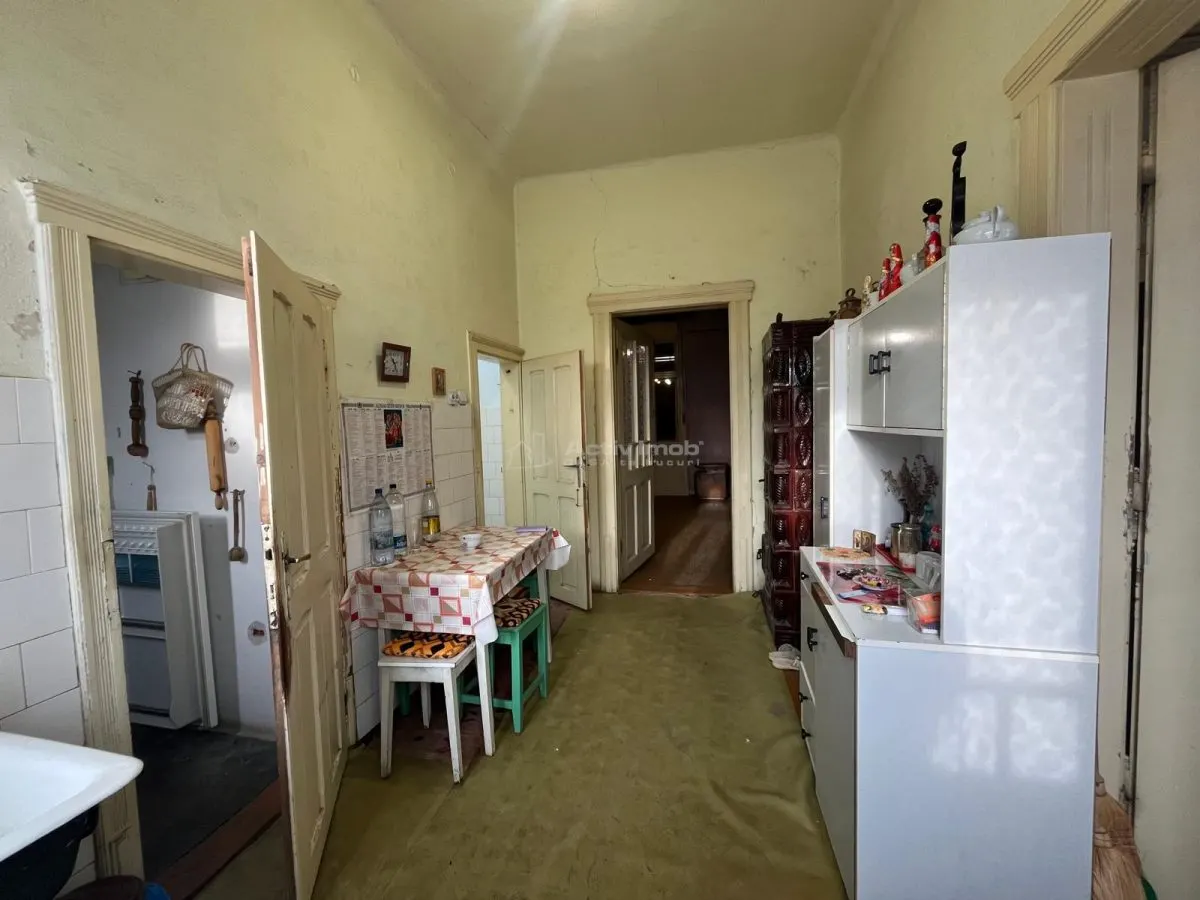 Lugoj, Apartment in House, 3 Bedrooms, 80 sqm, Xenopol - foto 12