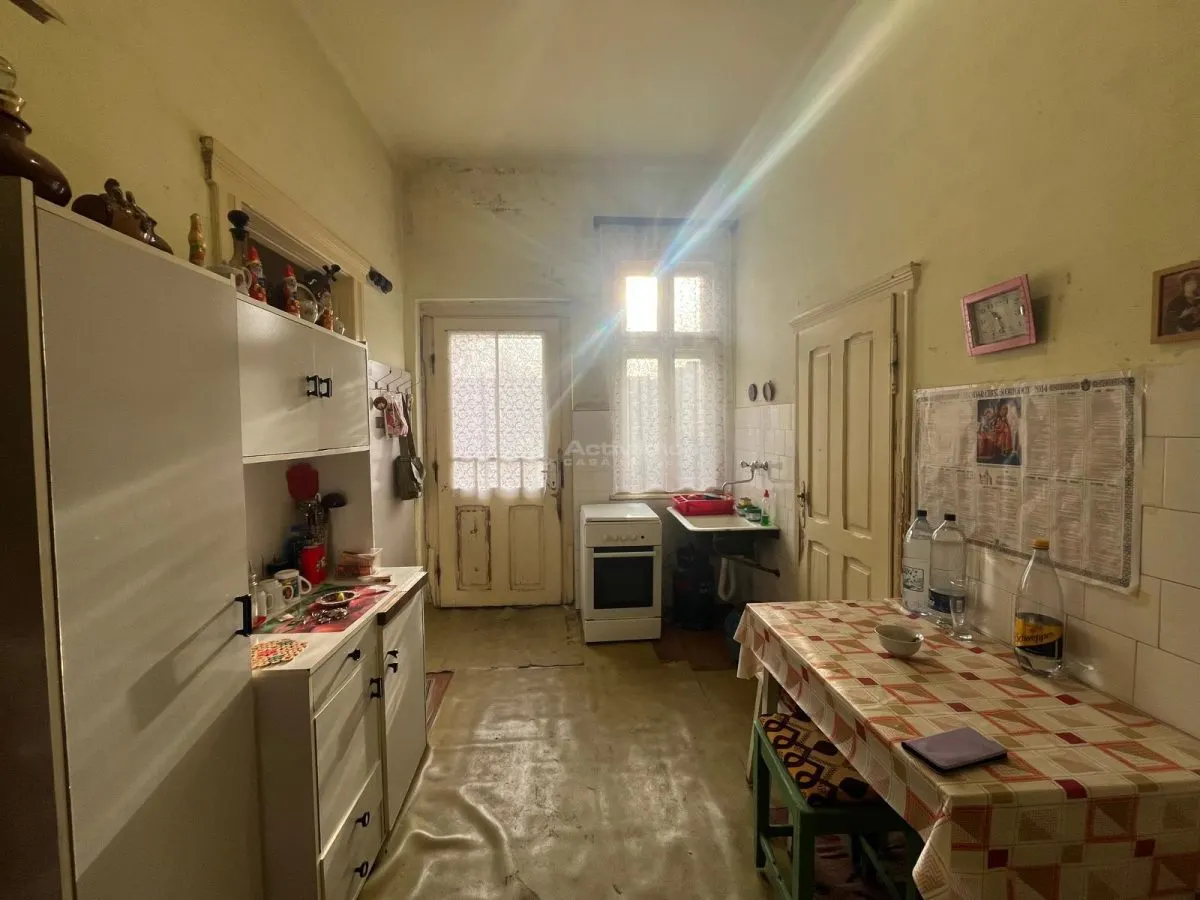 Lugoj, Apartment in House, 3 Bedrooms, 80 sqm, Xenopol - foto 13