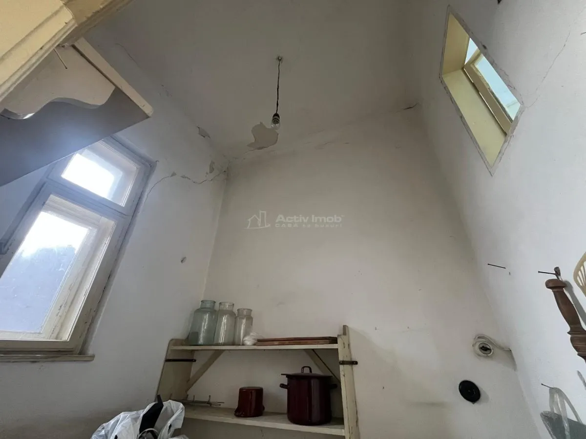 Lugoj, Apartment in House, 3 Bedrooms, 80 sqm, Xenopol - foto 16