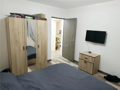 Appartement 2 chambres en zone centrale de Moldova Nouă, près du marché - foto 11