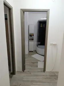 Appartement 2 chambres en zone centrale de Moldova Nouă, près du marché - foto 6