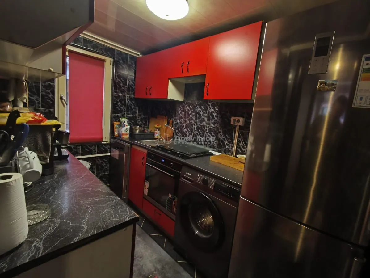 Resita Casa Muncitoresc Zona Fosta Baie Comunala - foto 4