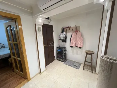 Caransebes, Apartamento 2 Dormitorios, Distribución Separada, Zona Pipirig - foto 9