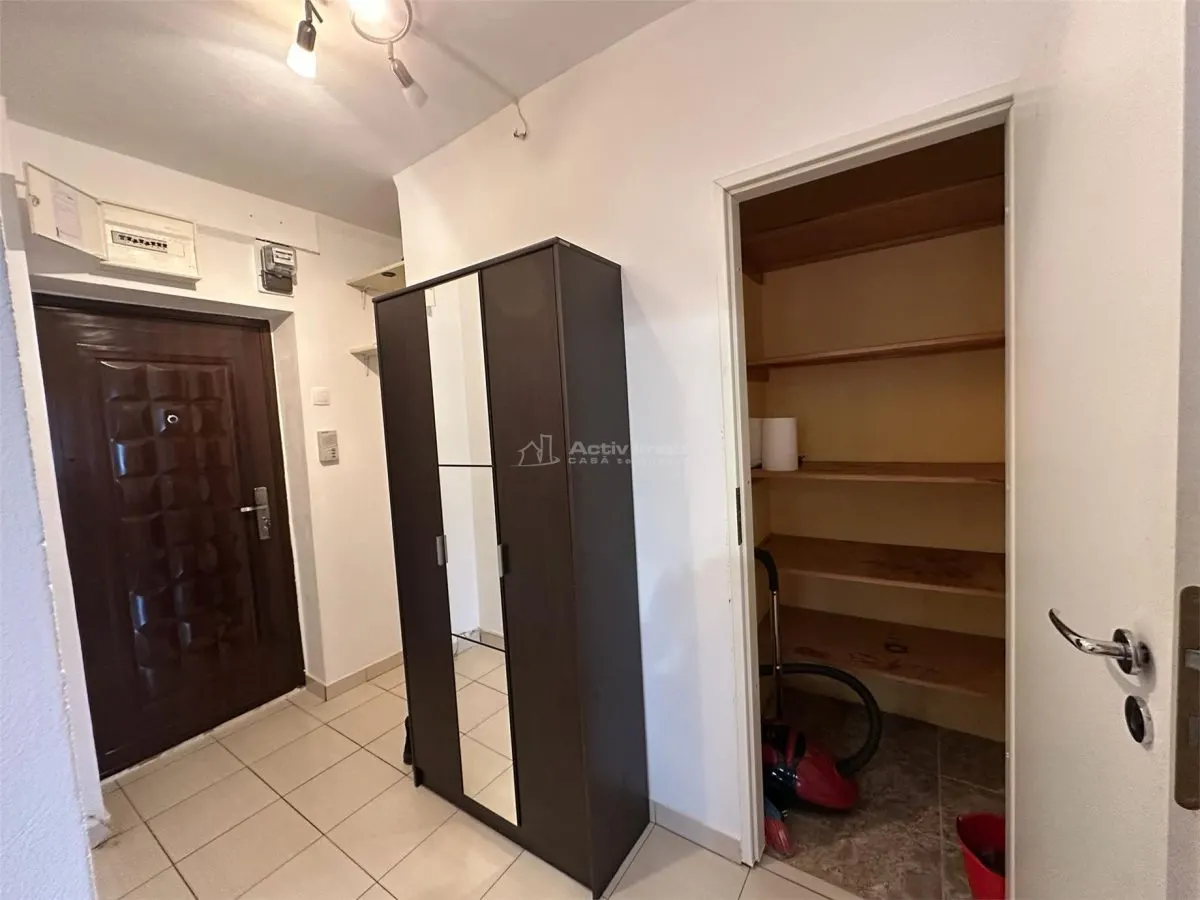 Resita, Appartement 2 Chambres à Vendre ou Échanger, Rénové, Cloisonné, Lunca - foto 12