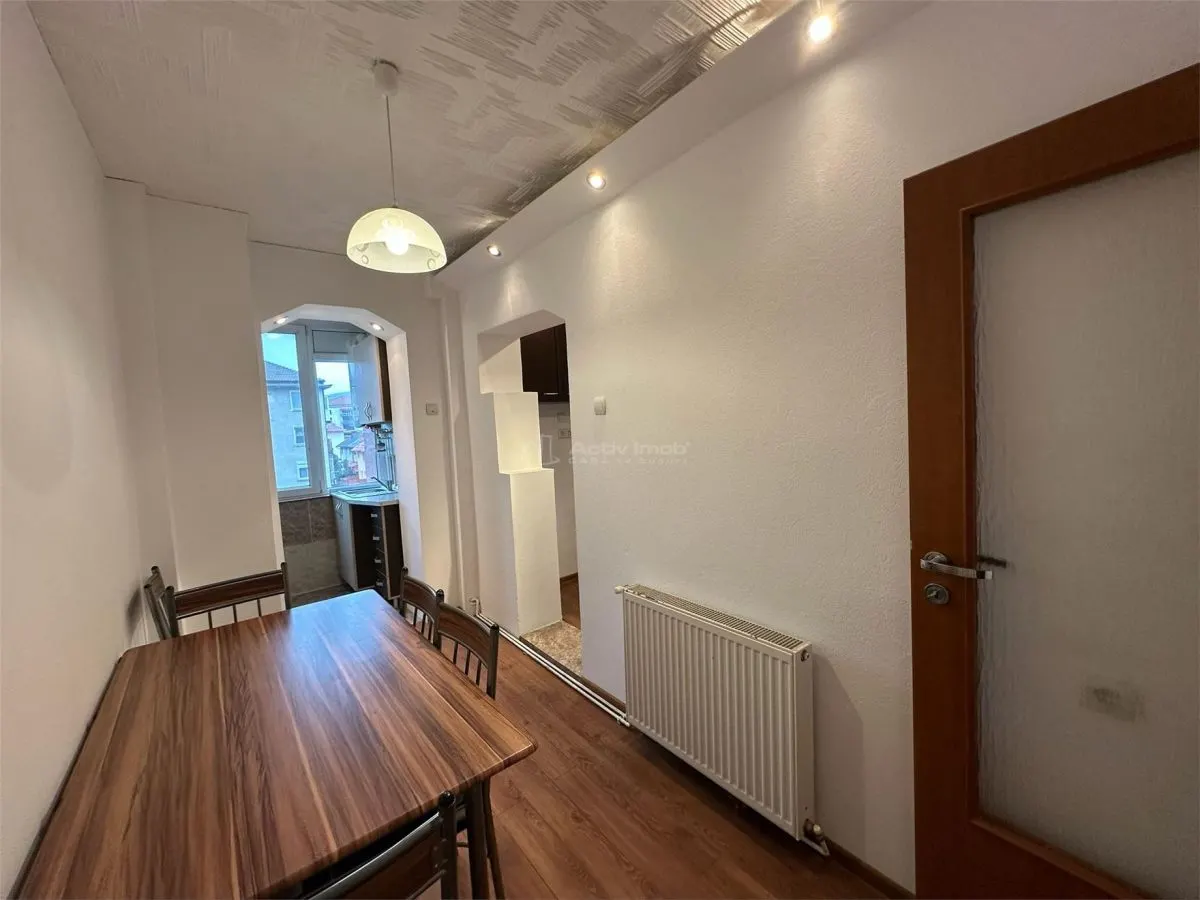 Resita, Appartement 2 Chambres à Vendre ou Échanger, Rénové, Cloisonné, Lunca - foto 13