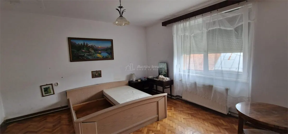 Resita Villa Individuelle, R+1+M, Zone Ancien Bain Public, 325 m² - foto 23