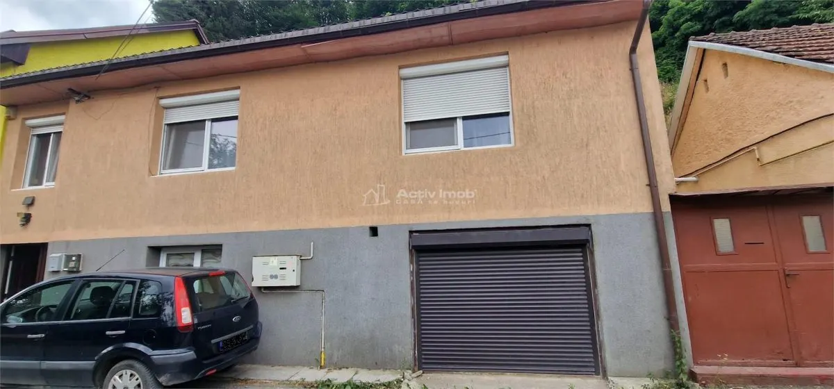 Resita Villa Individuelle, R+1+M, Zone Ancien Bain Public, 325 m² - foto 7