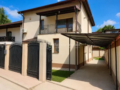 House / villa for sale 190 sqm in Bucuresti, Prelungirea Ghencea area - Bucuresti