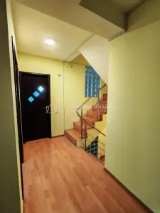 House / villa for sale 190 sqm in Bucuresti, Prelungirea Ghencea area - foto 21