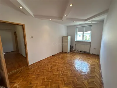 雷希察，3卧室公寓，分开式格局，卢卡区 - foto 18