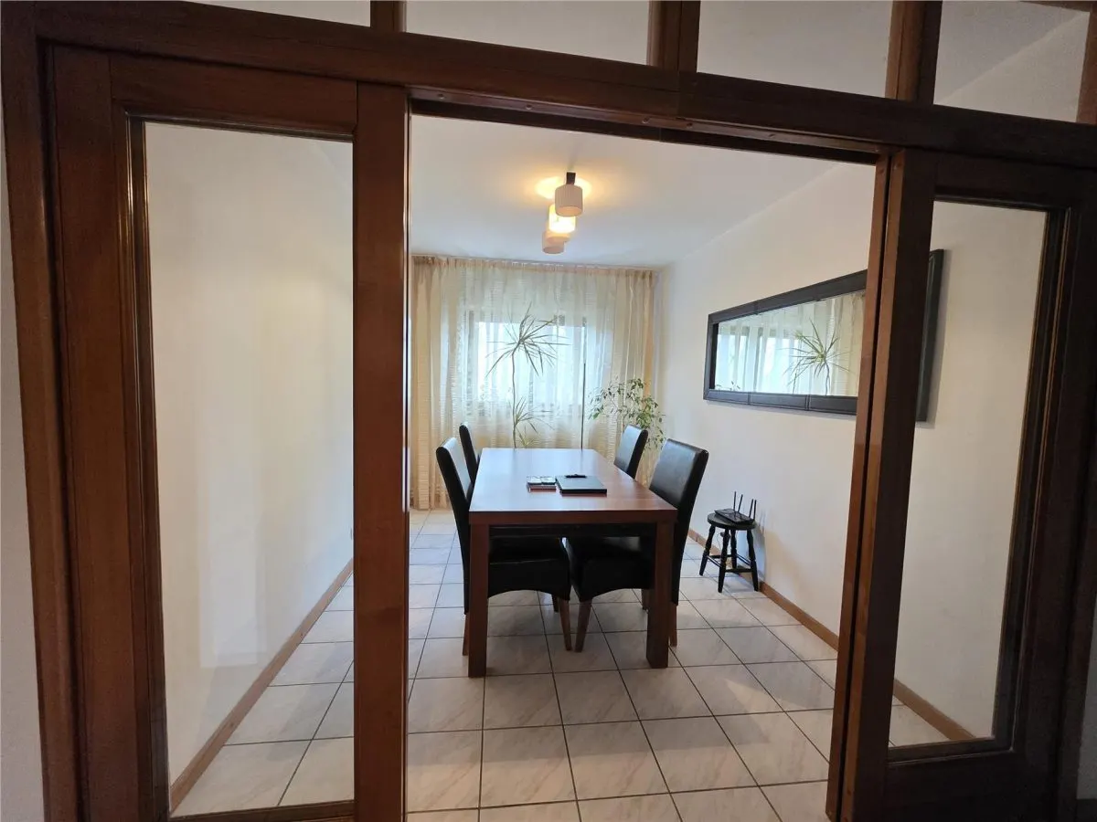 4 camere - centrala termica - parcare - Crangasi - foto 1