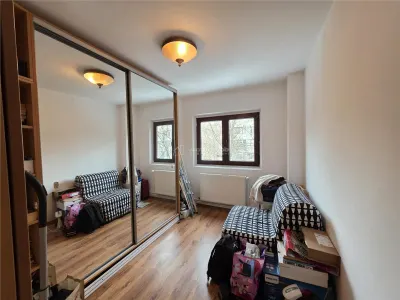 4 camere - centrala termica - parcare - Crangasi - foto 8