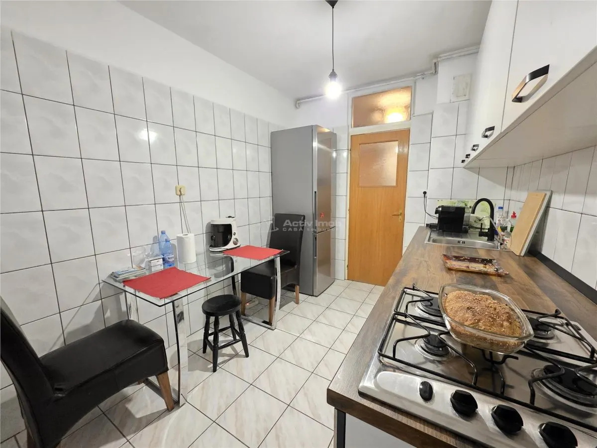 4 camere - centrala termica - parcare - Crangasi - foto 10