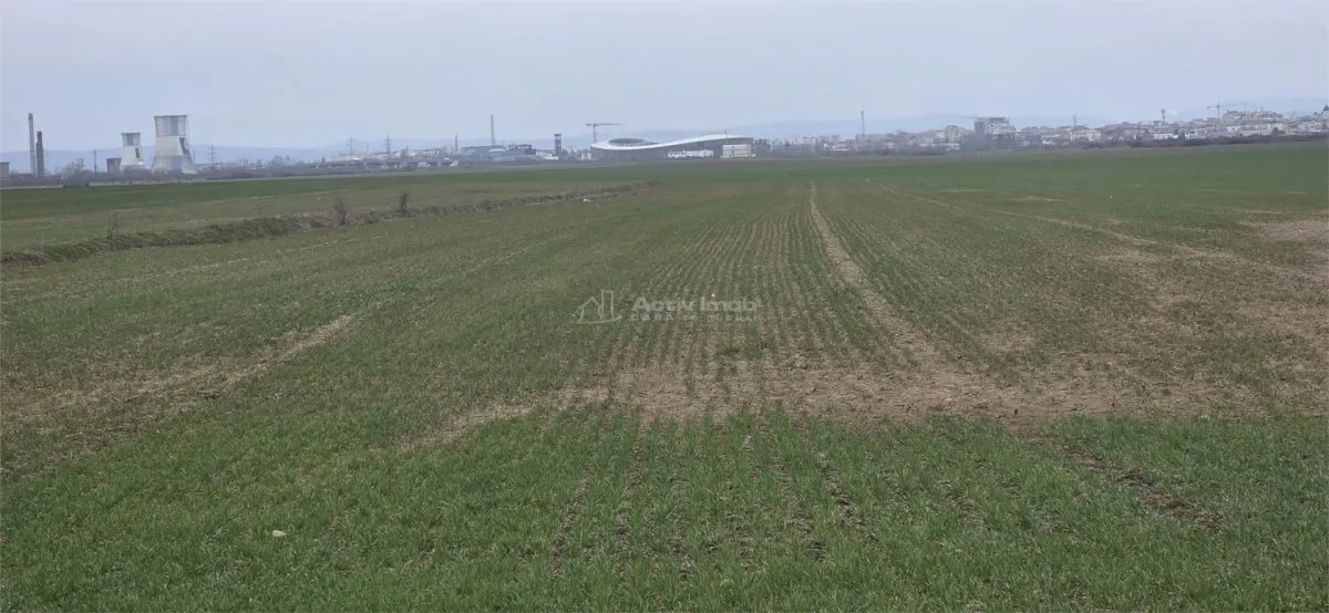 Terreno Rústico 7.900 m² en Venta, Zona Parapet, Târgoviște - foto 1