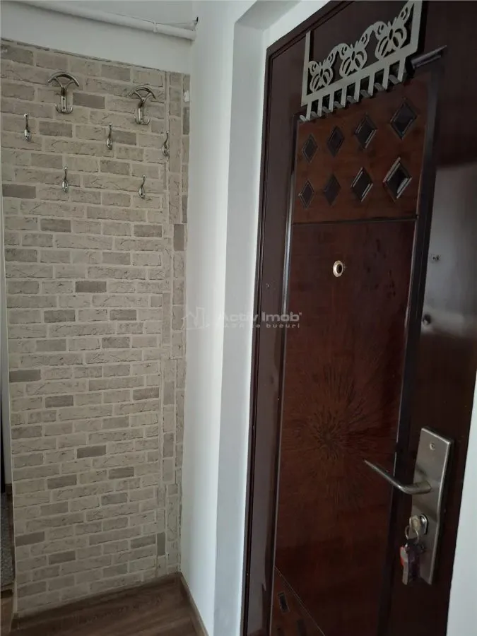 雷希察，出租，2卧室公寓，12月，全配家具和现代化设备 - foto 12