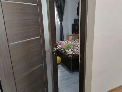 House / villa for sale 240 sqm in Popesti - foto 8