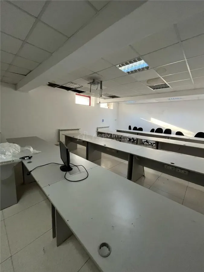 Spatiu Birouri Cosbuc 10 euro mp - foto 3