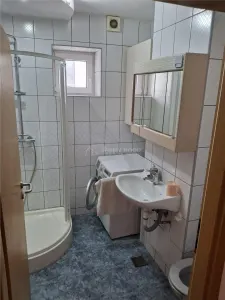Resita Location: Appartement 2 Chambres, Climatisé, Meublé et Moderne - foto 9