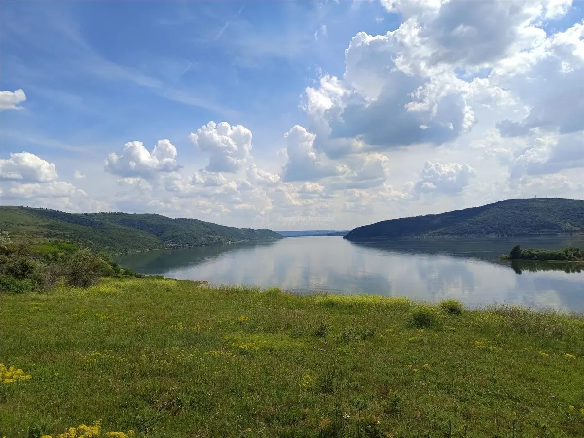 Terrain Rural à Bazias avec Vues Directes sur le Danube - foto 3