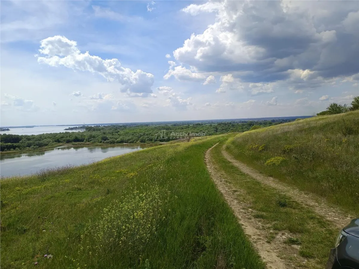 Terrain Rural à Bazias avec Vues Directes sur le Danube - foto 4