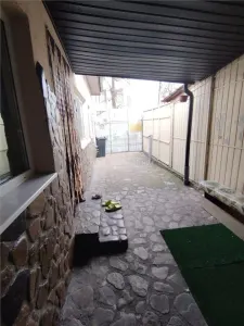 Casa de 3 Dormitorios en Venta, Zona Liceul Carabella, Târgoviște - foto 5