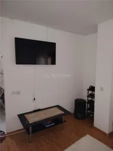 Casa de 3 Dormitorios en Venta, Zona Liceul Carabella, Târgoviște - foto 9