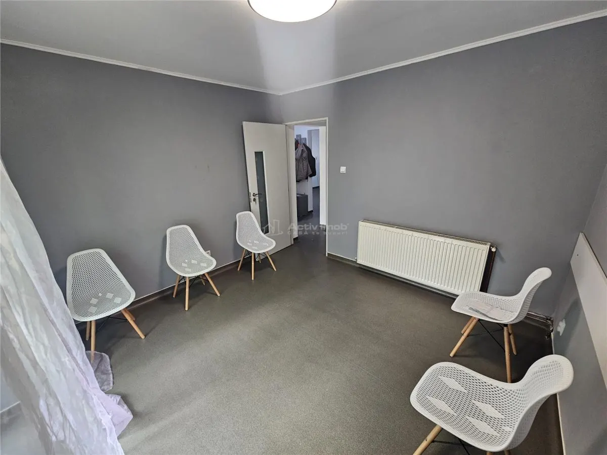 Resita, Apartamento 3 Dormitorios, Planta Baja Elevada, Micro 4, Apto para Oficinas - foto 13