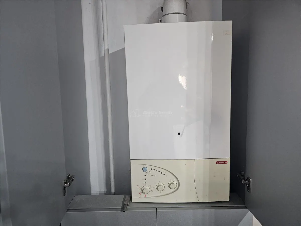 Resita, Apartamento 3 Dormitorios, Planta Baja Elevada, Micro 4, Apto para Oficinas - foto 20