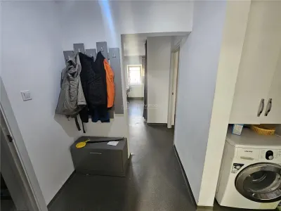 Resita, Apartamento 3 Dormitorios, Planta Baja Elevada, Micro 4, Apto para Oficinas - foto 21