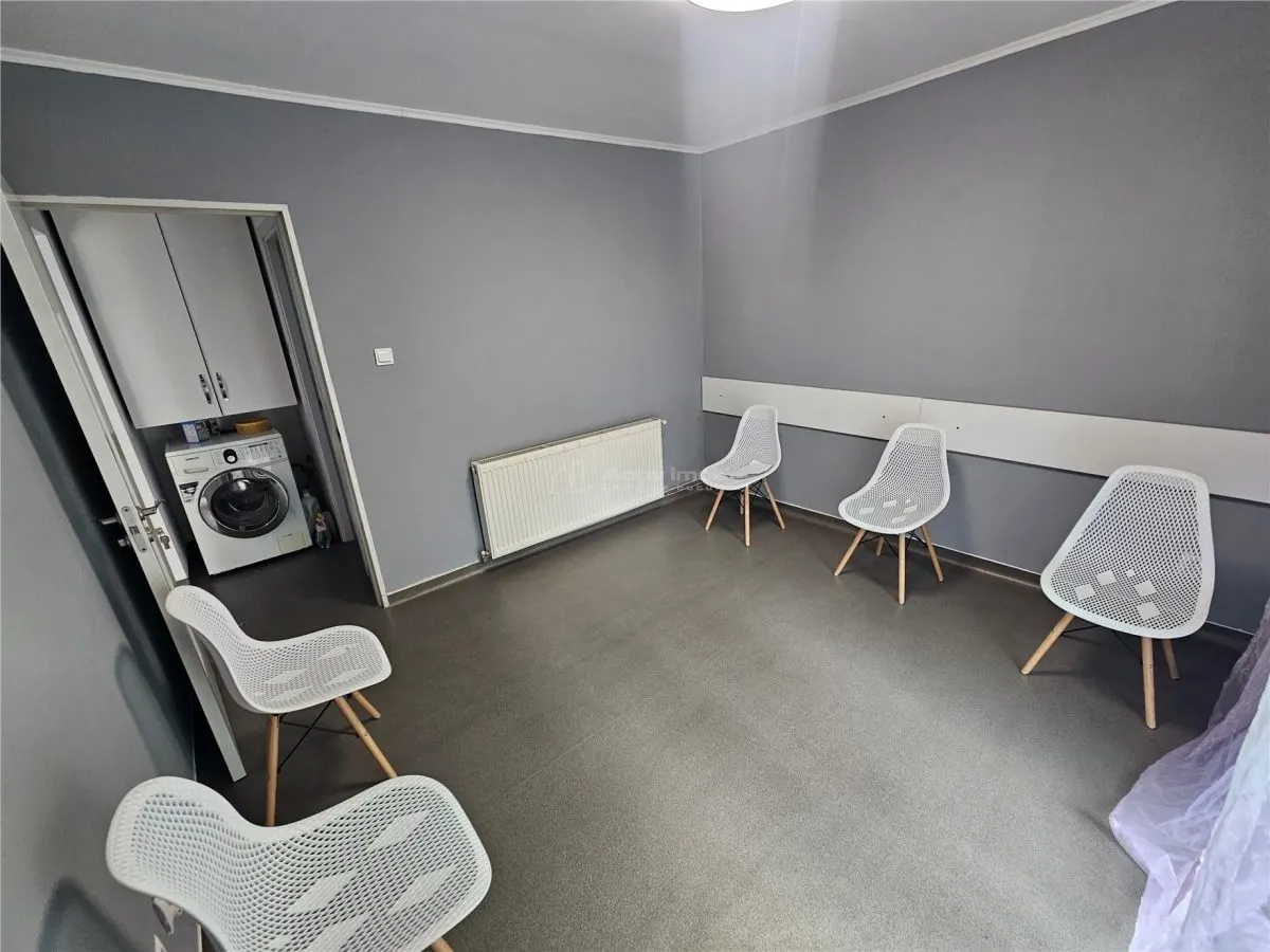 Resita, Apartamento 3 Dormitorios, Planta Baja Elevada, Micro 4, Apto para Oficinas - foto 23