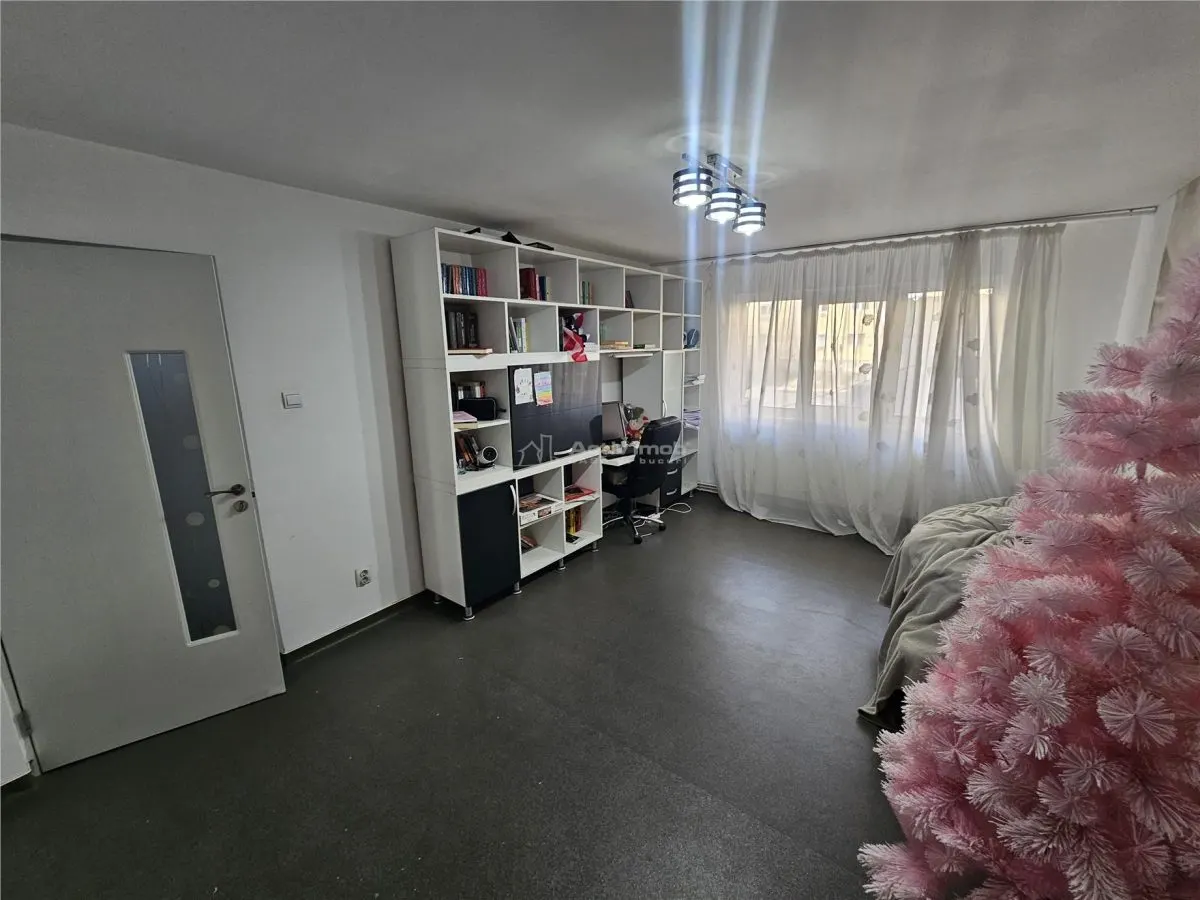 Resita, Apartamento 3 Dormitorios, Planta Baja Elevada, Micro 4, Apto para Oficinas - foto 4