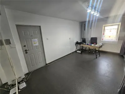 Resita, Apartamento 3 Dormitorios, Planta Baja Elevada, Micro 4, Apto para Oficinas - foto 7