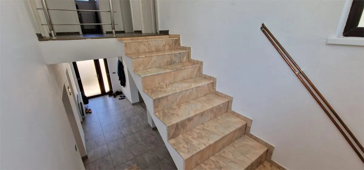Resita Villa Nueva con 993 sqm de Terreno, Km 2 Carretera Caransebes, Comisión Cero Comprador - foto 18
