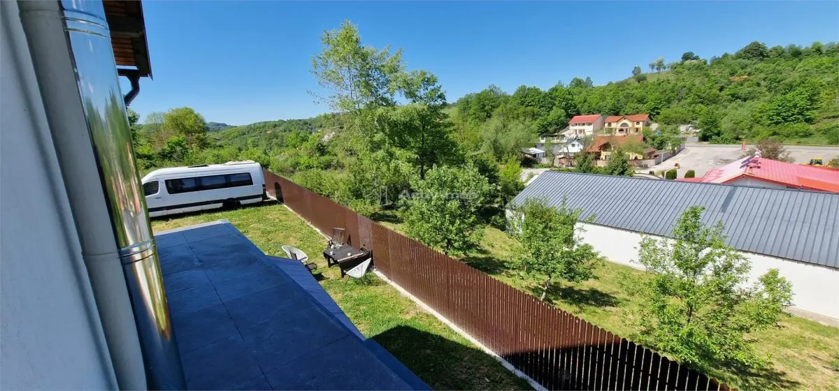 Resita Villa Nueva con 993 sqm de Terreno, Km 2 Carretera Caransebes, Comisión Cero Comprador - foto 24