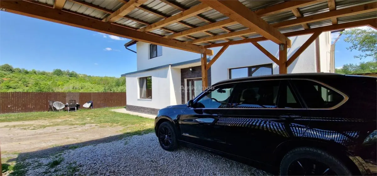 Resita Villa Nueva con 993 sqm de Terreno, Km 2 Carretera Caransebes, Comisión Cero Comprador - foto 5