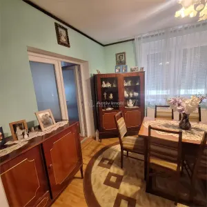 Bocsa Vasiova : Maison Familiale Charmante avec Jardin - foto 12