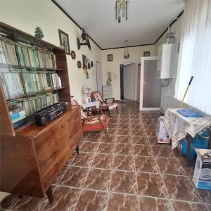 Bocsa Vasiova : Maison Familiale Charmante avec Jardin - foto 18