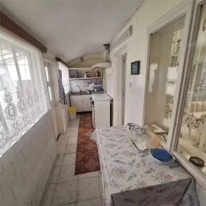 Bocsa Vasiova : Maison Familiale Charmante avec Jardin - foto 24
