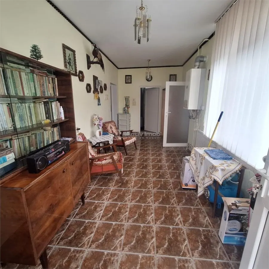 Bocsa Vasiova : Maison Familiale Charmante avec Jardin - foto 8