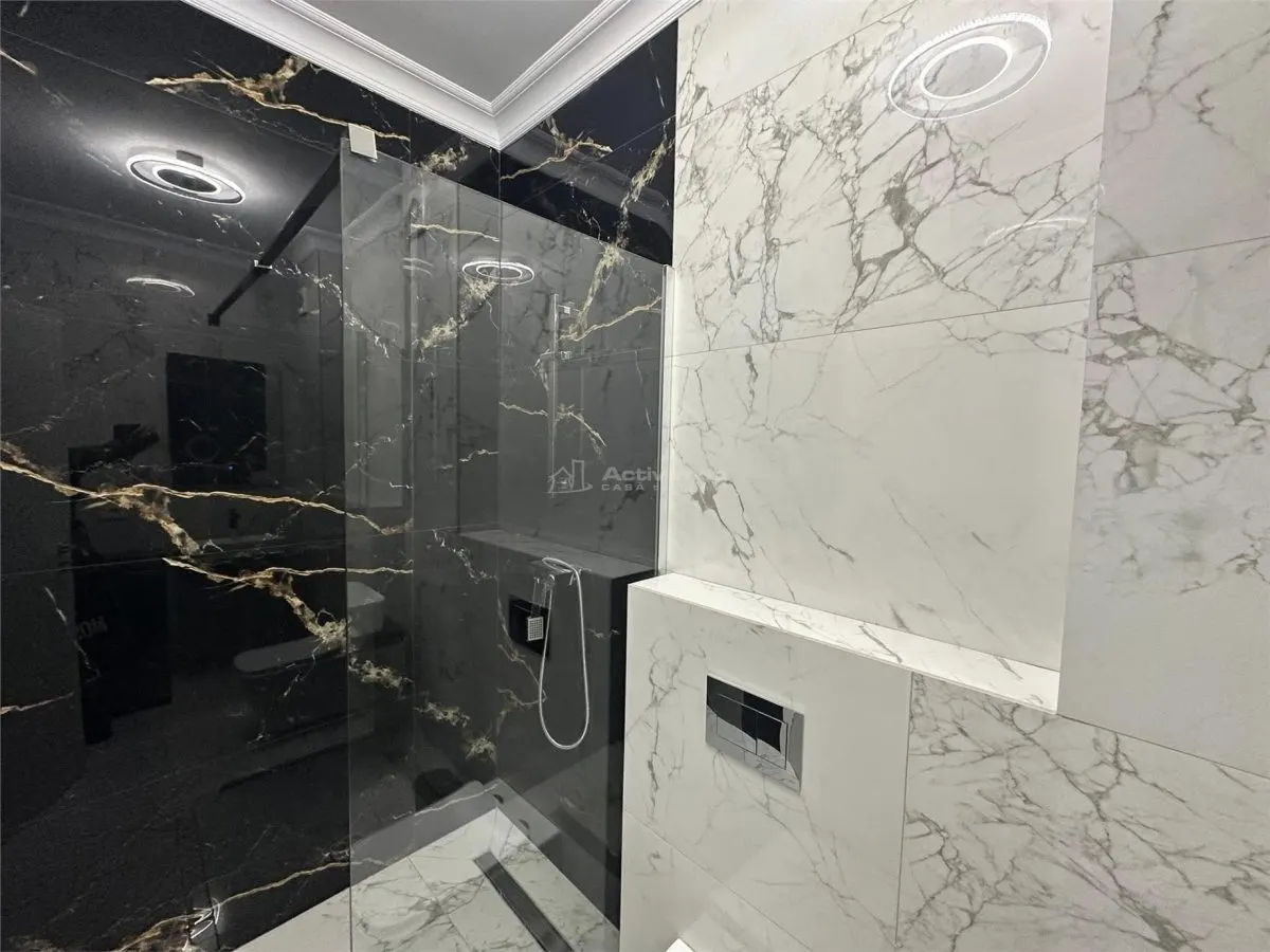 Appartement T2 à Louer, Decebal, Piata Alba Iulia - foto 2