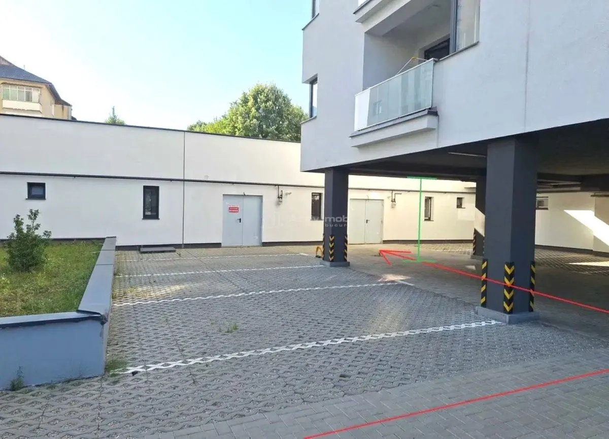 Baia Mare Alquiler Comercial | Local Nuevo | Ubicación Central - foto 3