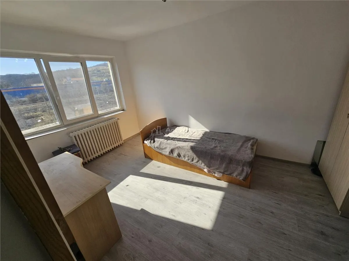Apartment with 2 bedrooms for sale 56 sqm in Resita, Micro III area - foto 14