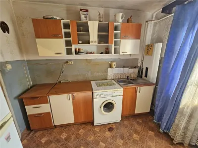 Apartment with 2 bedrooms for sale 56 sqm in Resita, Micro III area - foto 16
