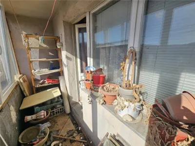 Apartment with 2 bedrooms for sale 56 sqm in Resita, Micro III area - foto 20