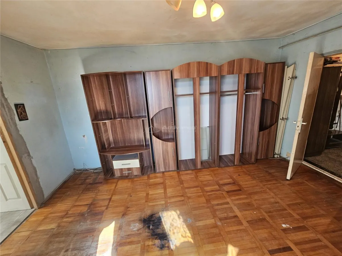 Apartment with 2 bedrooms for sale 56 sqm in Resita, Micro III area - foto 22