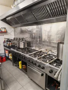 Oportunidad Excepcional de Inversión en Oradea – Restaurante Completamente Equipado, Negocio Llave en Mano - foto 5